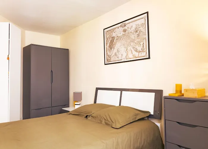 40m2 Eglise Notre Dame De Lorette Paris